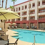 Hilton Phoenix Airport 