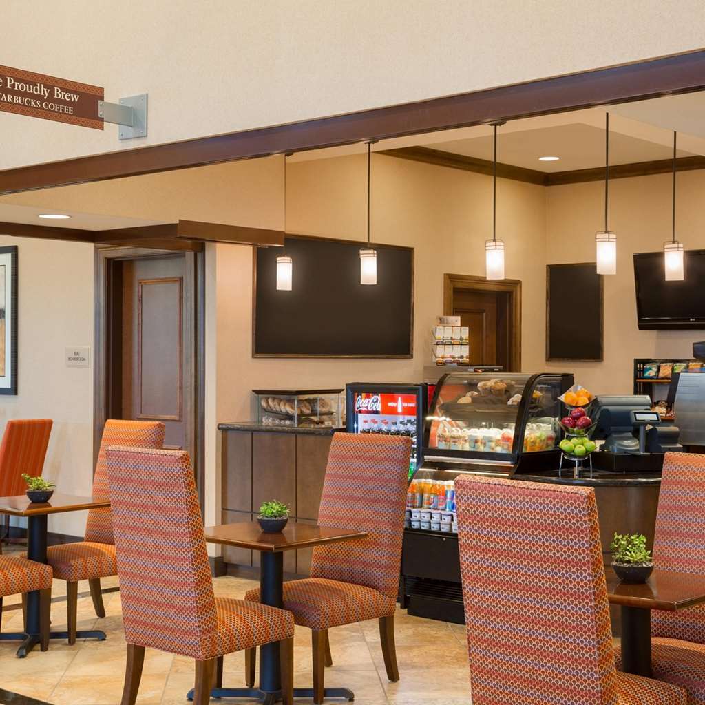 Hilton Airport